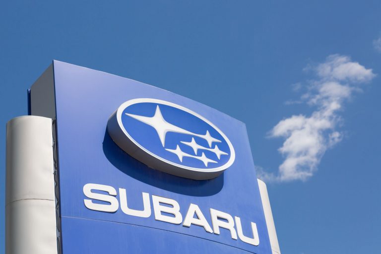 Mehr über den Artikel erfahren Die Evolution von Subaru: Vom seltenen P-1 bis zum kultigen WRX STI
