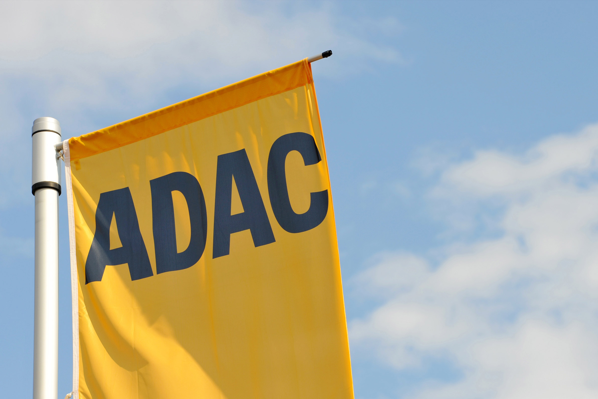 Mehr über den Artikel erfahren Ultimativer Leitfaden 2024: Kinderfahrradsitze im ADAC Test
